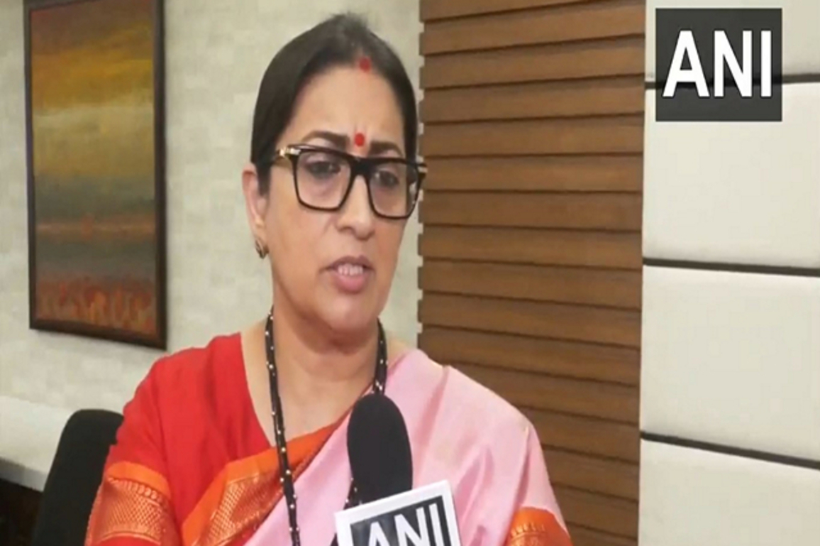 Smriti Irani strongly condemns derogatory remarks against PM Modi during Vote Adhikar Yatra