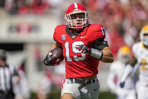 Top-ranked Georgia has history on its side vs. Missouri