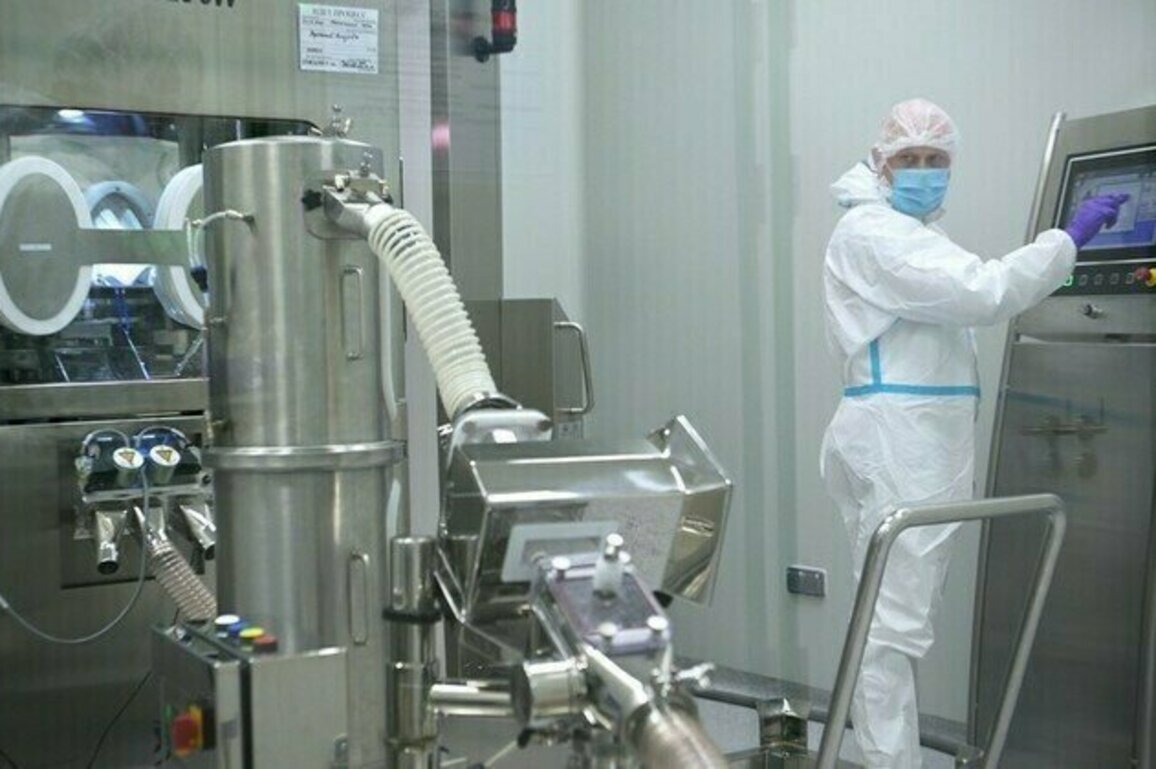 Russian lab unveils when first patients will receive cancer vaccine