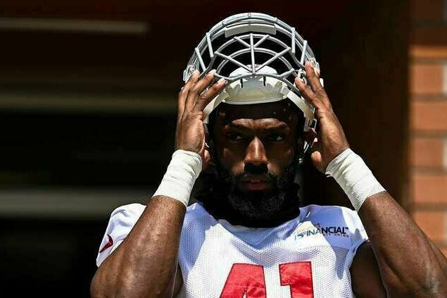 From CFL To NFL, Elliott Brown Is On A Mission