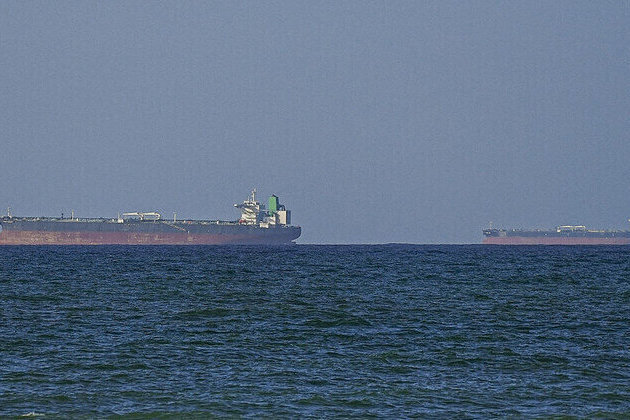 Oil jumps after US seizes Iranian ship near Hormuz