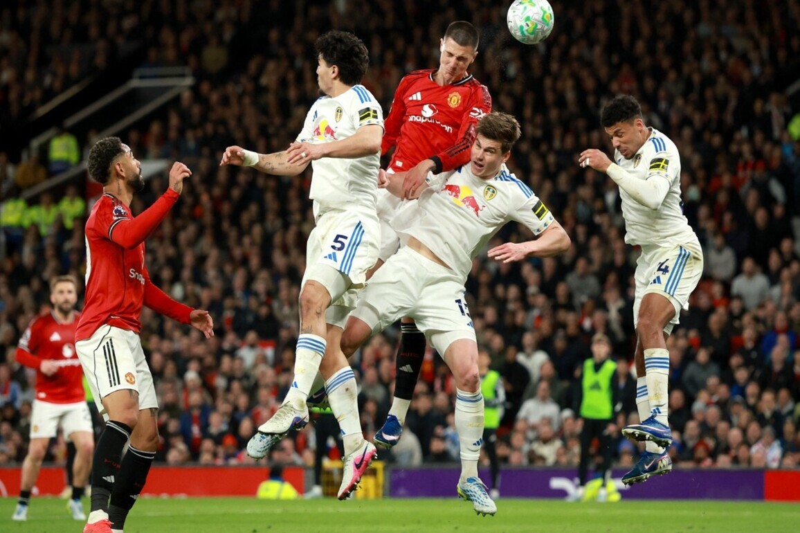 Premier League: Manchester United suffers 1-2 loss to Leeds United