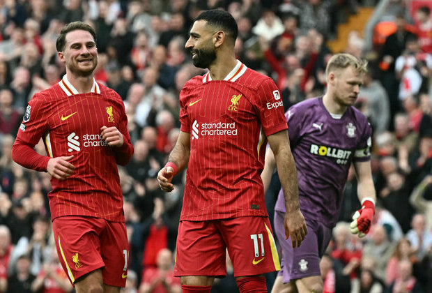 Liverpool defeat Southampton, extend Premier League lead