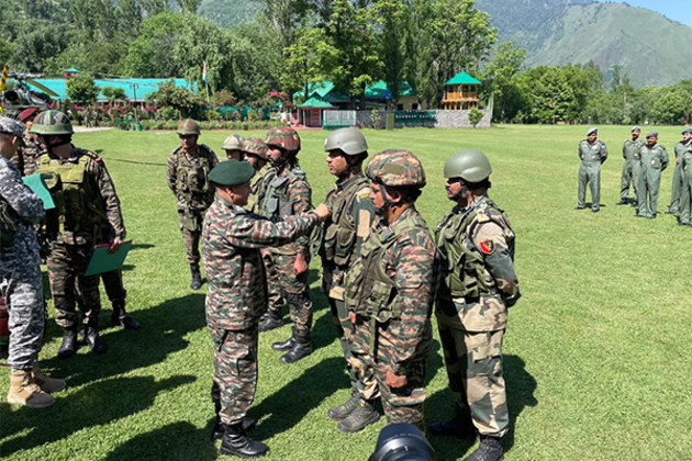 COAS Upenda Dwivedi visits forward locations of Baramulla; commends troops for valour during Op Sindoor