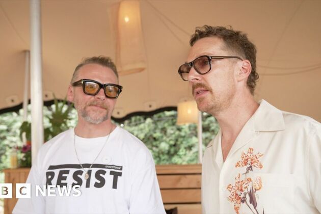 Benedict Cumberbatch got into his first Glastonbury &#39;under the fence&#39;