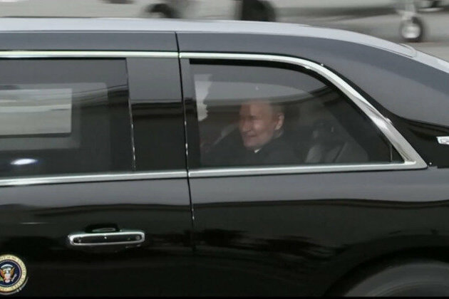 Putin and Trump share presidential limo to Alaska summit venue