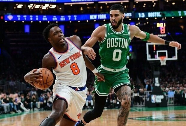 Celtics hold off Knicks, extend win streak to five