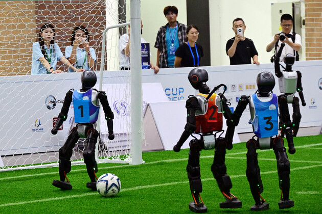 CHINA-SHANDONG-QINGDAO-ROBOCUP-SOCCER GAME(CN)