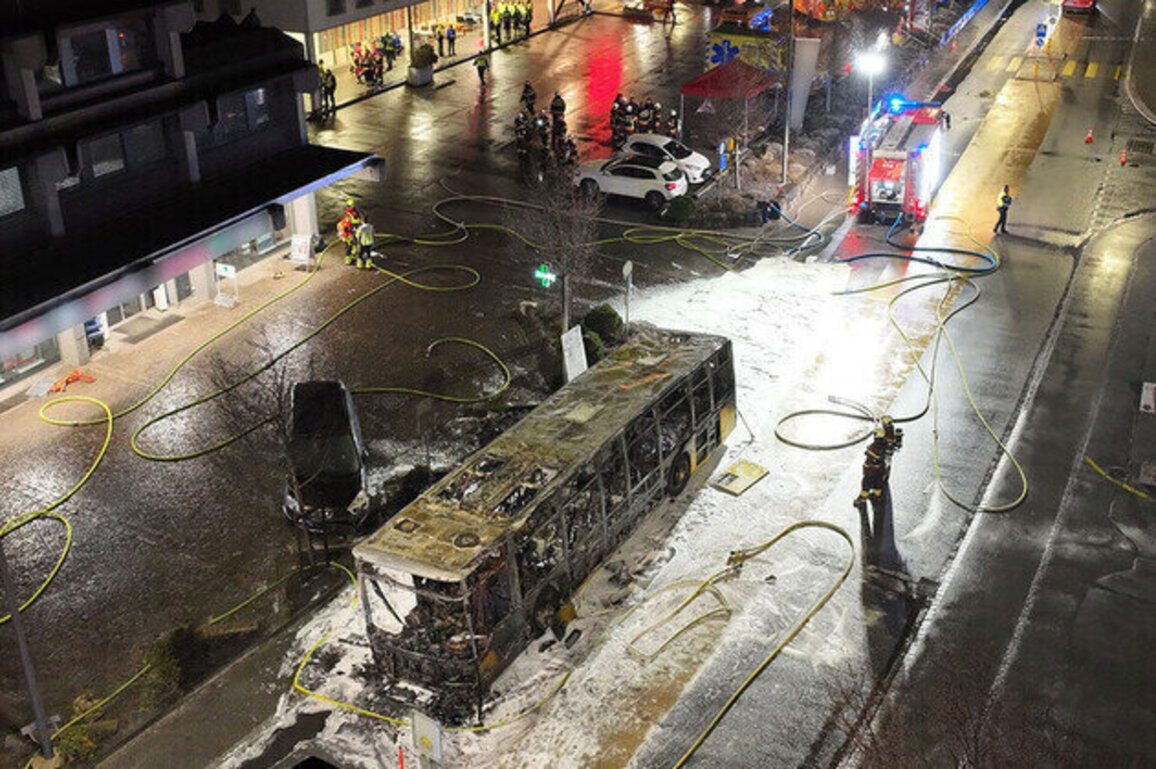 Six killed in Swiss bus fire after suspected self-immolation 