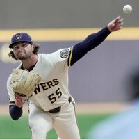 After stellar victory, Brewers strive to sweep Rockies