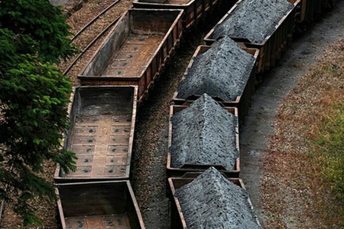 Embarque de minério de ferro da Vale