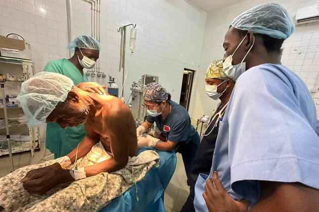 THE GAMBIA-CHINESE MEDICAL TEAM-OUTREACH CLINIC