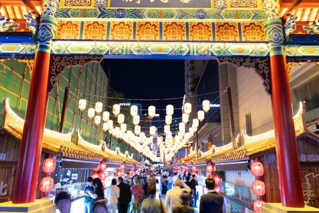 Taiwan night market finds new home in Chinese mainland