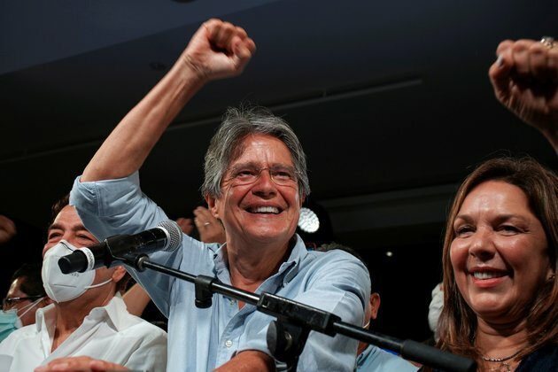 Ecuador Picks Conservative for President; Peru Sets Runoff