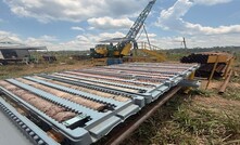 Testemunhos de sondagem no projeto de ouro Copeçal