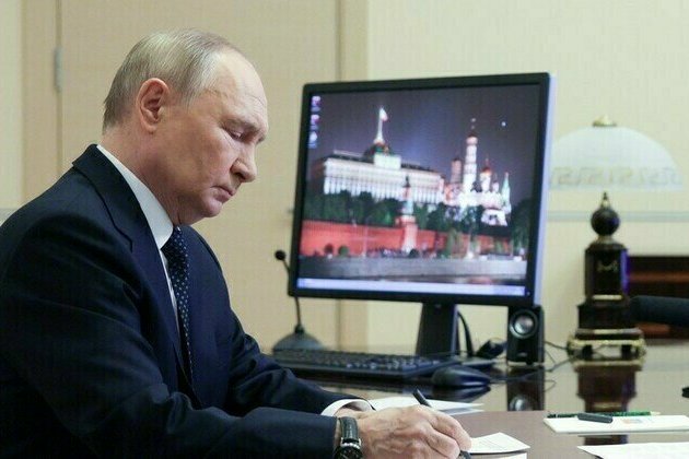 Kremlin confirms Putin warning after Ukrainian drone strikes