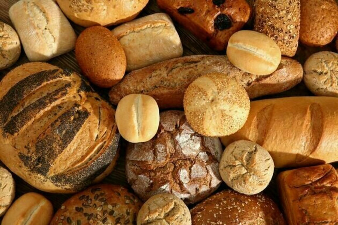 Gluten intolerance and coeliac disease can both cause nausea, bloating and pain. What's the difference?