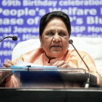 Samajwadi Party creating tension for Dalit votes, indulging in narrow selfish politics: Mayawati