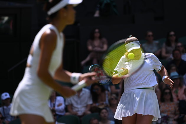 (SP)BRITAIN-LONDON-TENNIS-WIMBLEDON-WOMEN'S DOUBLES-FINAL