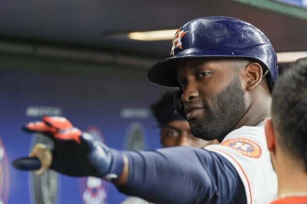 Yordan Alvarez doing damage as Astros go for sweep of A's