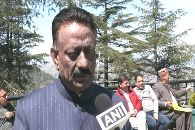 Himachal Assembly urges centre to safeguard apple growers