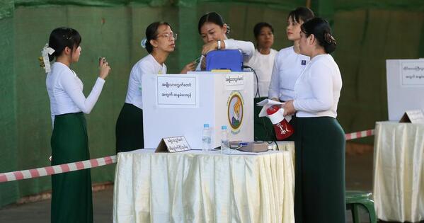 Daily World Briefing , Jan . 30