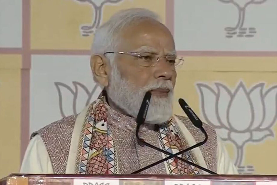 PM Modi takes "jungle raj" jibe at Trinamool Congress, says Bihar result has paved the way for BJP's victory in Bengal