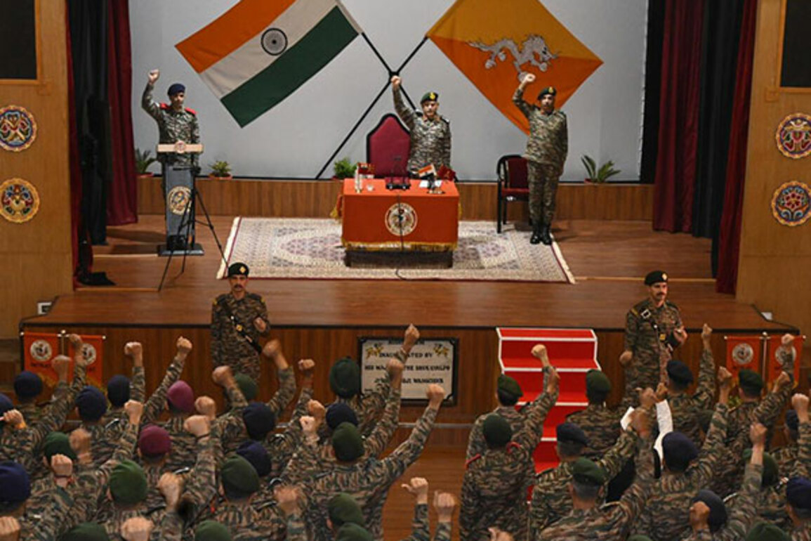 COAS Upendra Dwivedi visits Indian Military Training Team in Bhutan