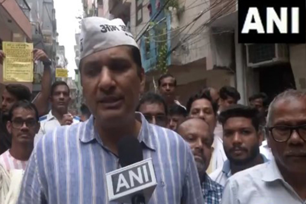 "Is this international diplomacy?": AAP slams PM Modi's visit to China