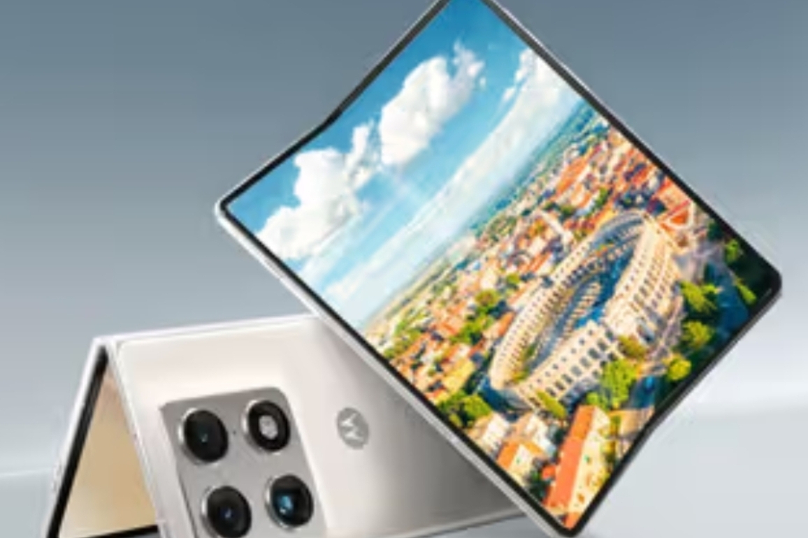 Motorola Razr Fold launched in India with 8.1-inch foldable display, Snapdragon 8 Gen 5, and 6,000 mAh battery