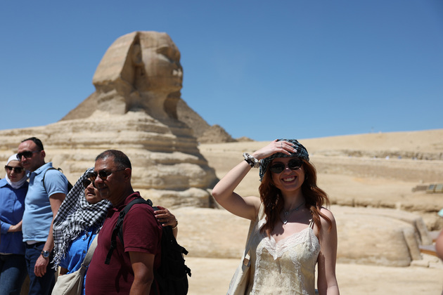 EGYPT-GIZA-PYRAMIDS-TOURISM