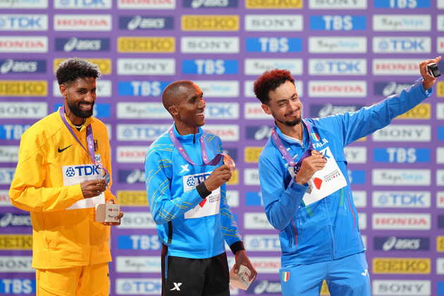 (SP)JAPAN-TOKYO-ATHLETICS-WORLD ATHLETICS CHAMPIONSHIPS-MEN'S MARATHON-AWARDING CEREMONY