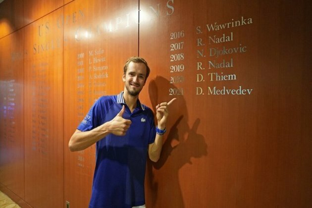 Medvedev, Tsitsipas qualify for ATP Finals