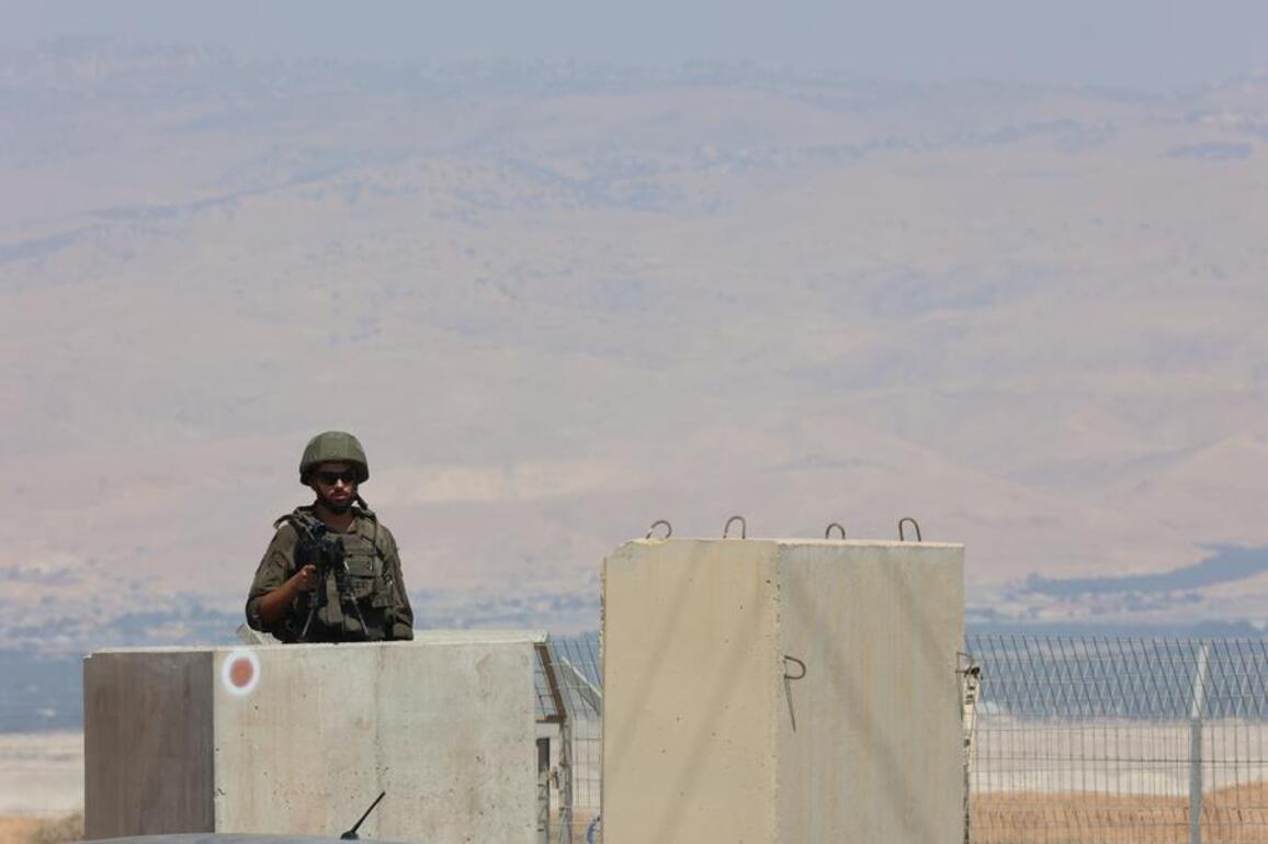 Israel to indefinitely close main West Bank-Jordan crossing as Gaza offensive pushes on