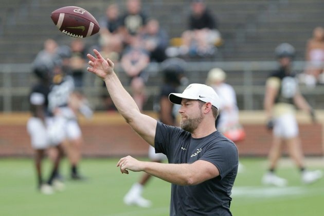 Brian Brohm named Purdue interim coach after brother's departure