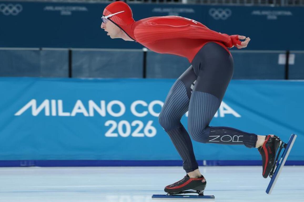 Day 2 Roundup: Vonn crashes, Norway's speed skater Eitrem sets new Olympic mark