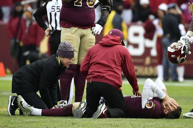 NFL notebook: Redskins QB Smith returns home from hospital