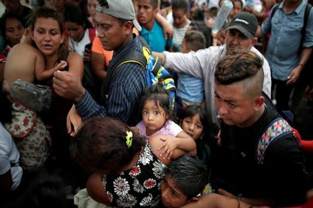 Mexican authorities detain first caravan of migrants in 2022