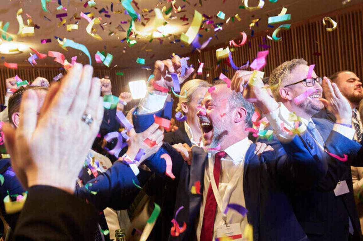 Right-wing AfD hits new milestone in regional vote