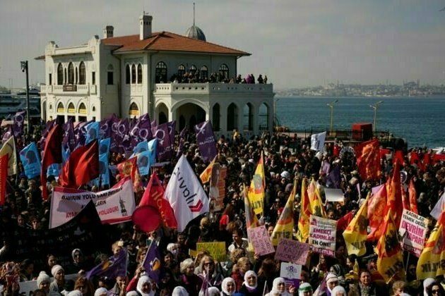 Protests in Turkey demand protection from domestic violence