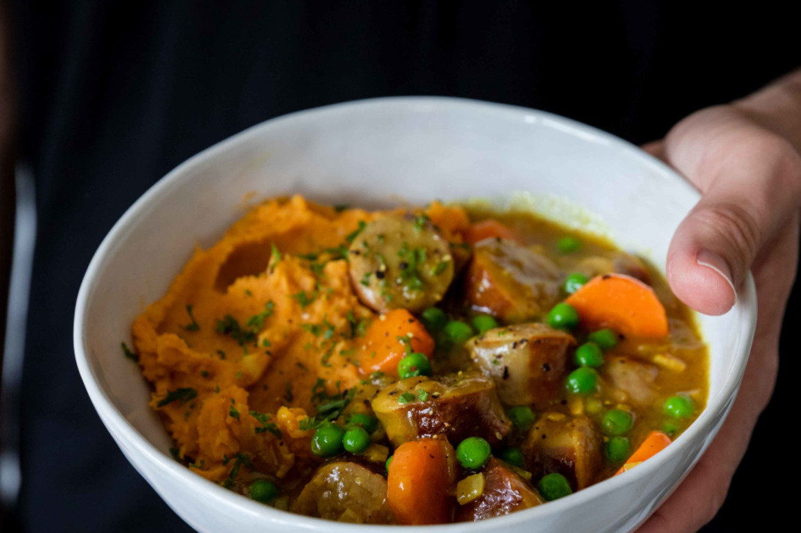 Easy Eats- Curried sausages recipe - RNZ
