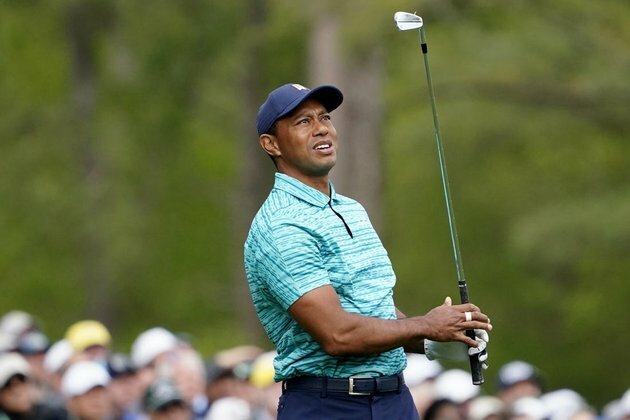 Tiger Woods shoots 77 to open pro-am in Ireland