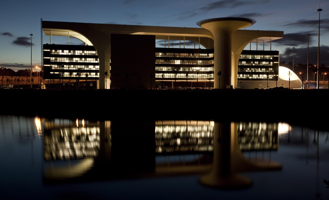 Cidade Administrativa, sede do governo de MG