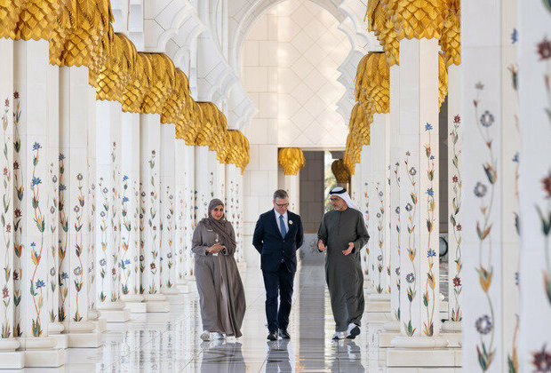 Prime Minister of Finland visits Sheikh Zayed Grand Mosque in Abu Dhabi