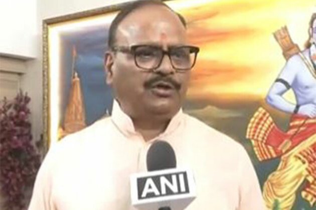 "Samajwadi Party's DNA has been against Dalits, believes in dividing society for power": UP Deputy CM Pathak