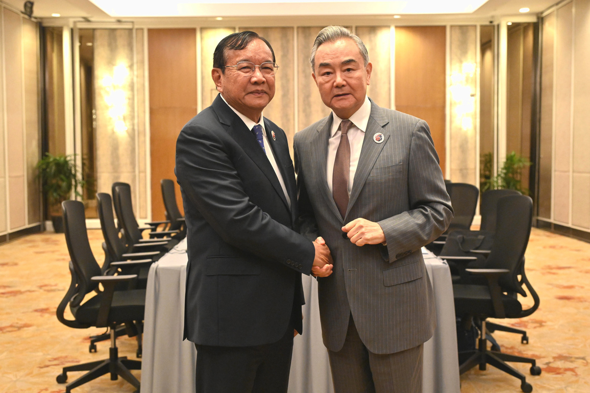 MALAYSIA-KUALA LUMPUR-CHINA-WANG YI-CAMBODIA-FM-MEETING