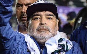 Diego Maradona eyaliko kafulu mu kucanga akapiira mu nsi yonna afudde