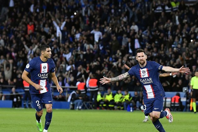 Messi goes viral for stunning GOAT free kick