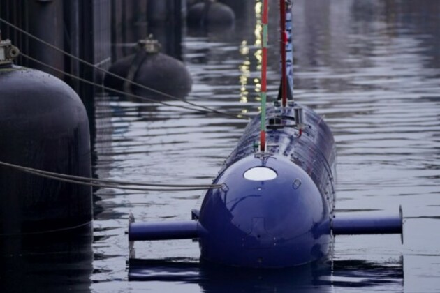 Israel, Greece deepen defense ties with autonomous submarine collaboration