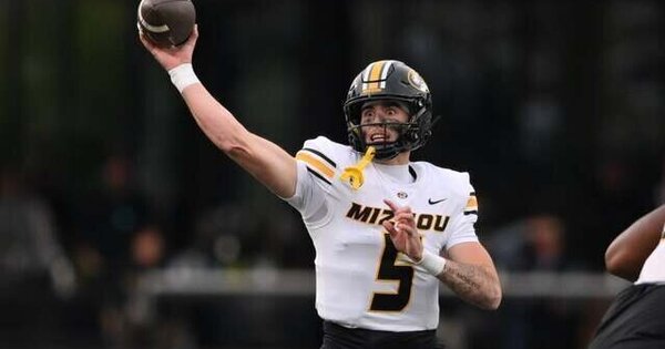 Transfer roundup: Starting QBs, Penn State's Chaz Coleman entering portal